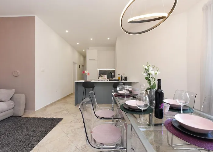 Malako Family * Seline