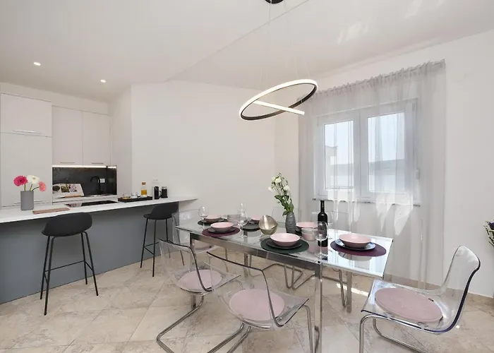 Malako Family Apartament Seline