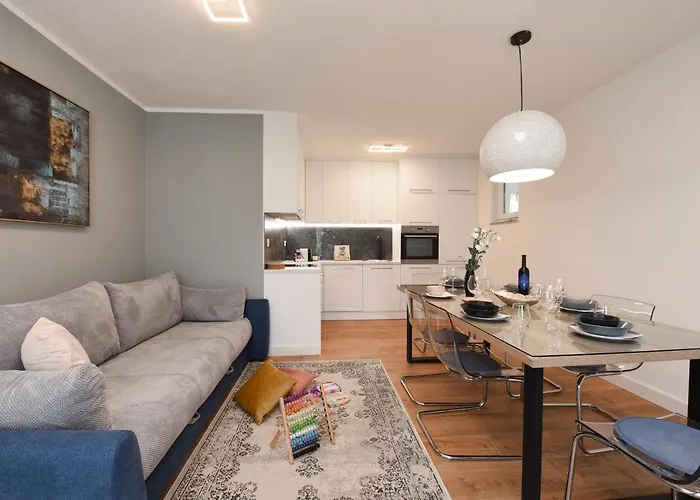 Apartament Malako Family *